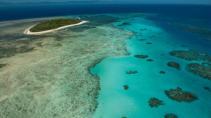 Green Island Tours - Aerial view of Green Island and the Great Barrier Reef
