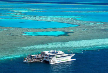 Reefworld Pontoon Whitsundays Great Barrier Reef, Australia