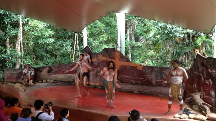 Aboriginal cultural experience - Kuranda Rainforestation nature park
