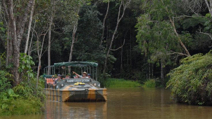 Army duck tour Kuranda Rainforest