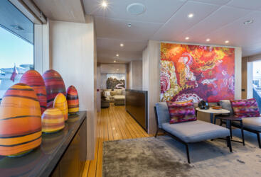 Luxury Yacht Charter Australia - Saloon 