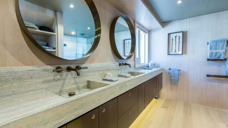 Luxury Yacht Charters Australia - Master Bathroom