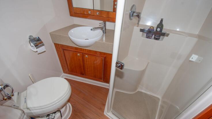 Cairns Boat Charter - Bathroom