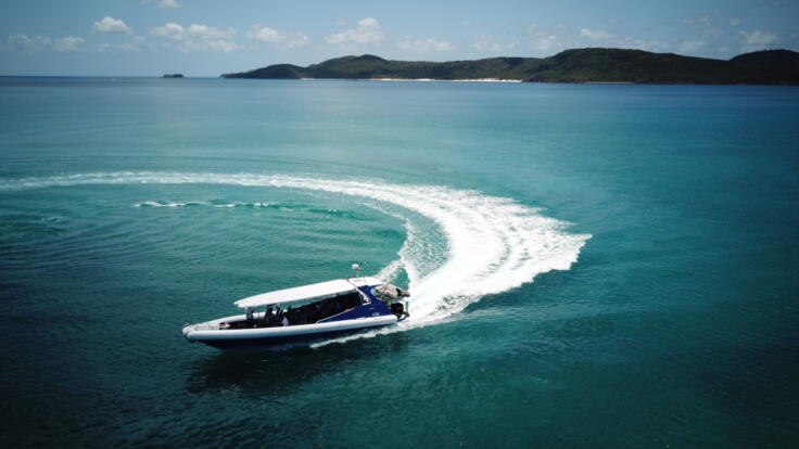 High Speed Boat Airlie Beach
