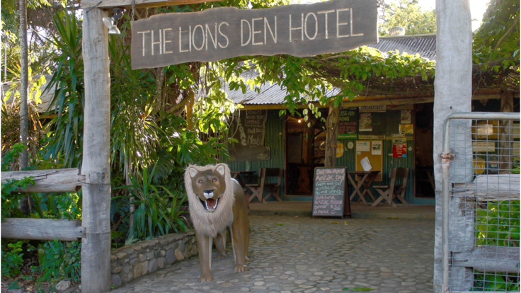 Cape York Tours - Lions Den Hotel 