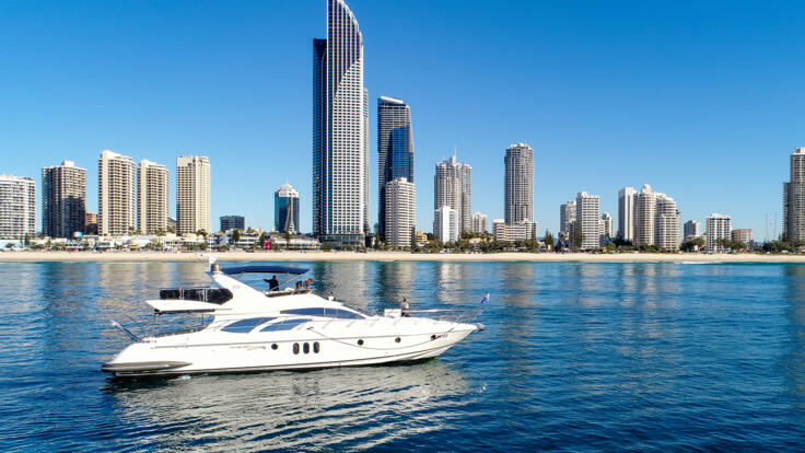 Hamilton Island Yacht Charter - Luxury Yacht
