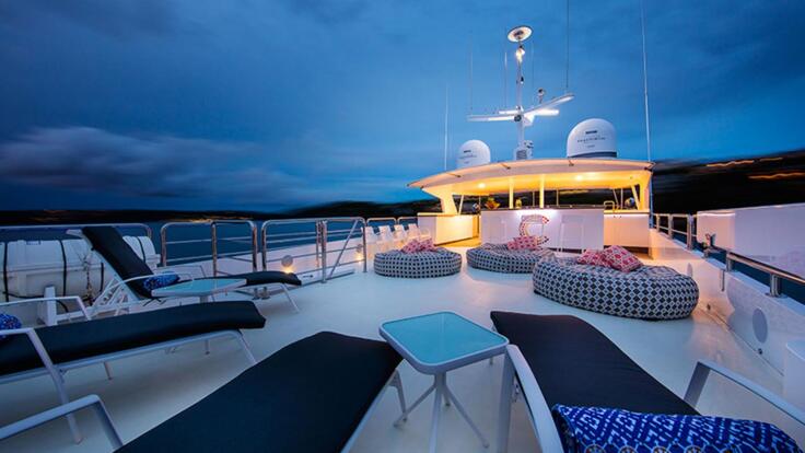 Superyachts Great Barrier Reef - Upper Deck at Night