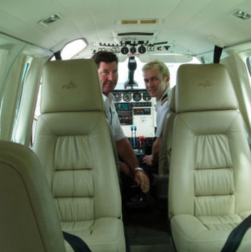 Cairns Scenic Flights - Luxury seating and huge windows for your scenic flight