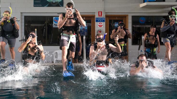Cairns Learn To Dive Courses - Learn in The Pool