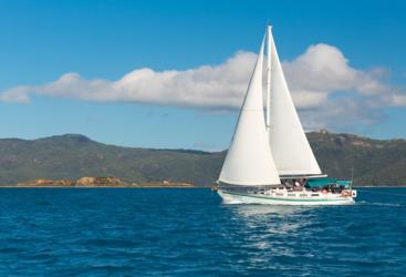 Sail the Whitsundays aboard your purpose built overnight sailing vessel.