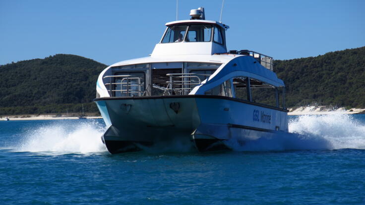 Whitsundays Fly & Cruise Package Deal