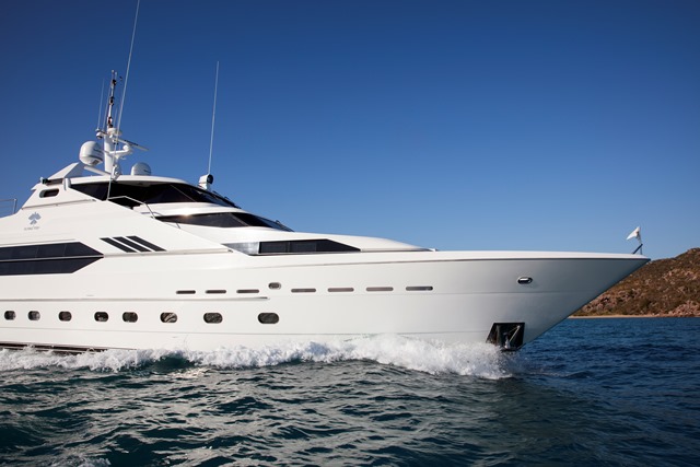 Superyacht Charter Great Barrier Reef Townsville Whitsundays