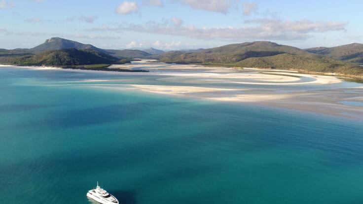 Luxury Yacht Charter Whitsundays