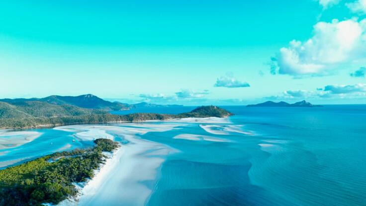 Yacht Charters Airlie Beach - Aerial View of Whitehaven Beach