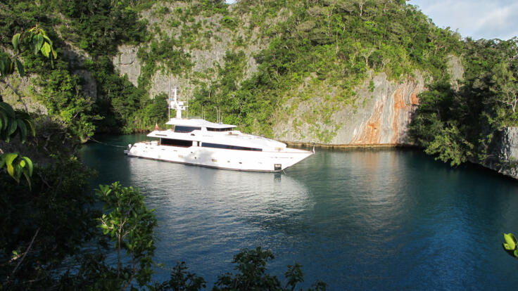 Superyacht Charters Australia - Explore Remote Regions