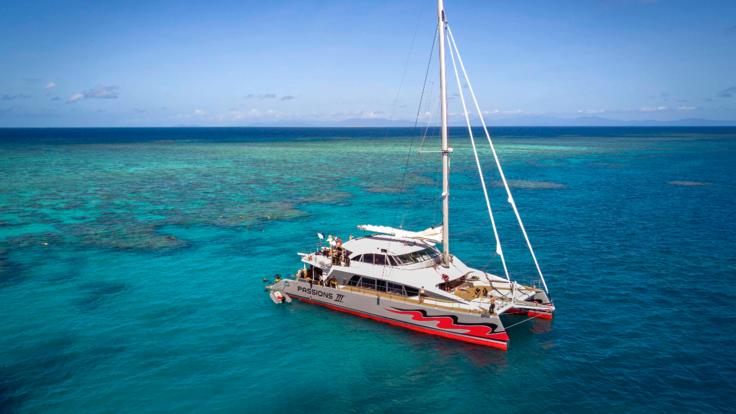 Sailing Tours Cairns - 2 Reefs to Dive & Snorkel