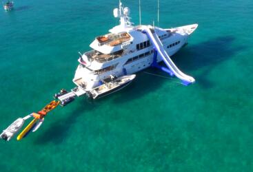 Whitsunday Luxury Yacht Charters - Aerial View - 51ft Waterslide 