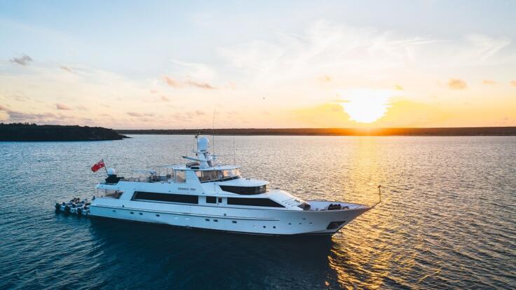 Luxury Yacht Charter Port Douglas