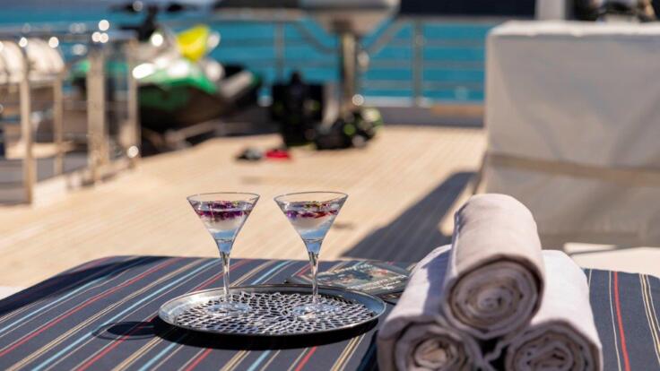 Enjoy an afternoon cocktail | Luxury Yacht Charters Whitsundays, Great Barrier Reef 
