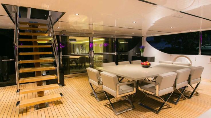 Superyachts Charters - Barrier Reef Australia - Deck Seating On private Charter Yacht 