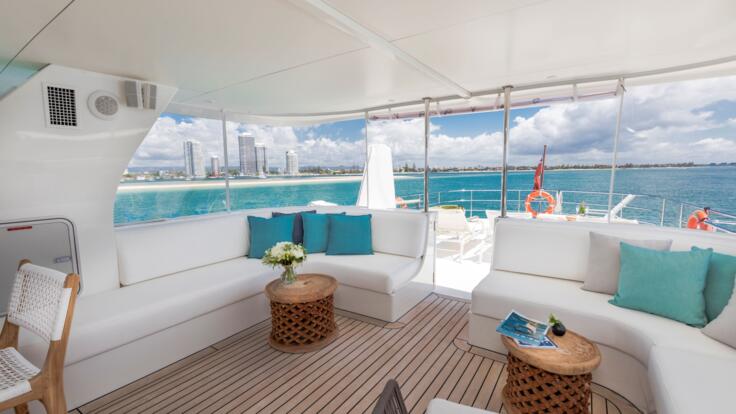Superyacht charter Great Barrier Reef - Flybridge with spacious lounge & bar