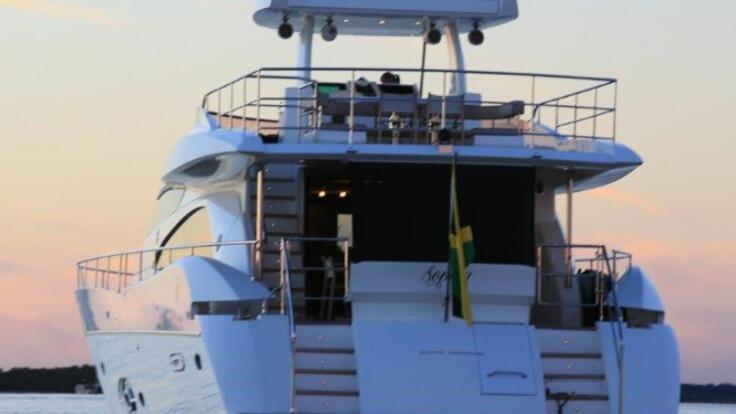 Superyachts Whitsundays - Superyacht Charters - Luxury Motor Yacht - 25.9mts 