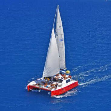 Sailing Tour Airlie Beach - Whitsunday Sailing Holidays 