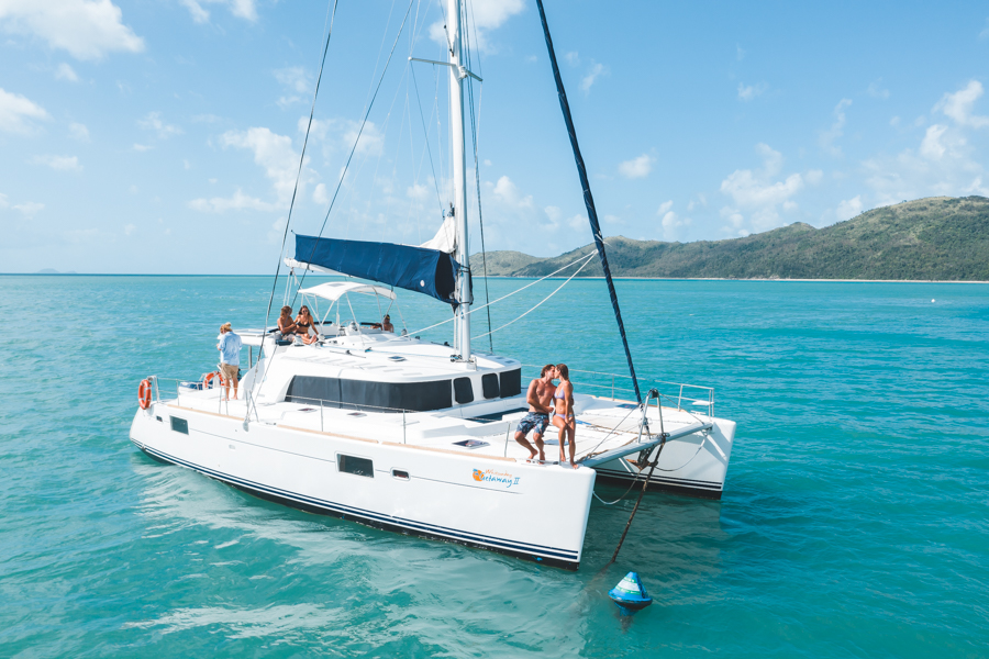 private yacht charter whitsundays